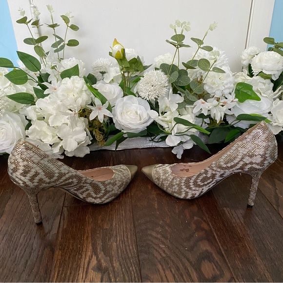 Gold / White Metallic 3 inch heels size 8.5 - Picture 5 of 14